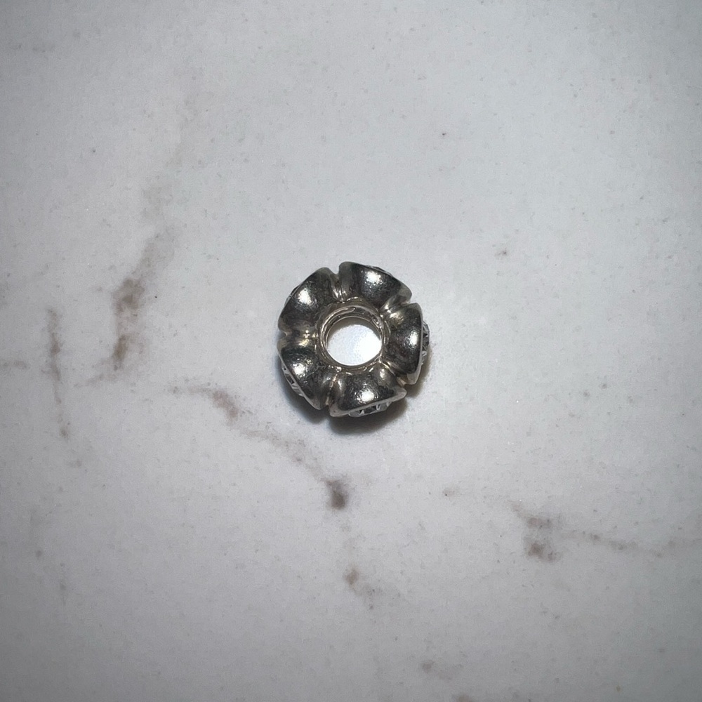 Pandora Clear Oval Lights Cubic Zarconia Charm (790266CZ) - Picture 3 of 3